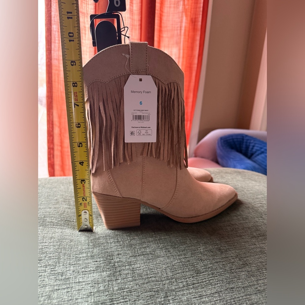 Time and Tru Tan Sand Heeled Boots with Fringe NWT - Picture 8 of 8